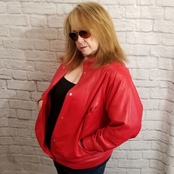VTG 1980s Women's Red Pleather Bomber Jacket Size L Retro - Picture 1 of 6